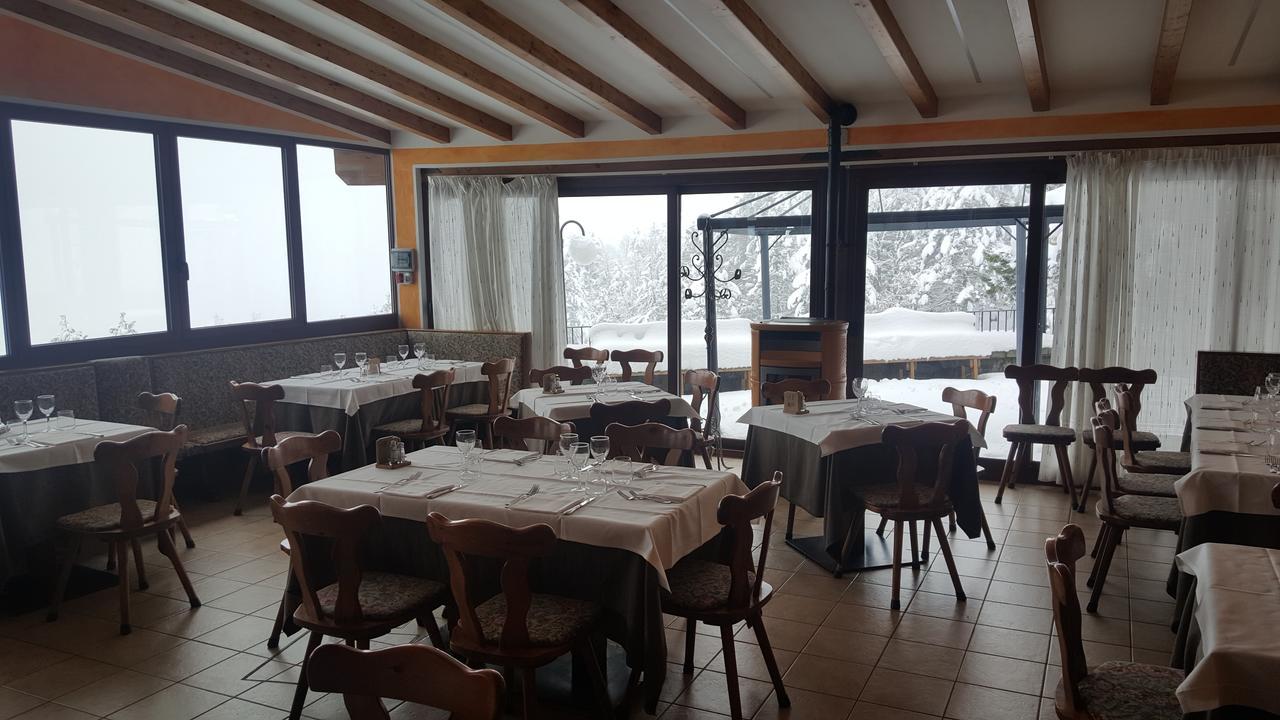 Monteduro La Baita D'Oro Ristorante Residence מראה חיצוני תמונה