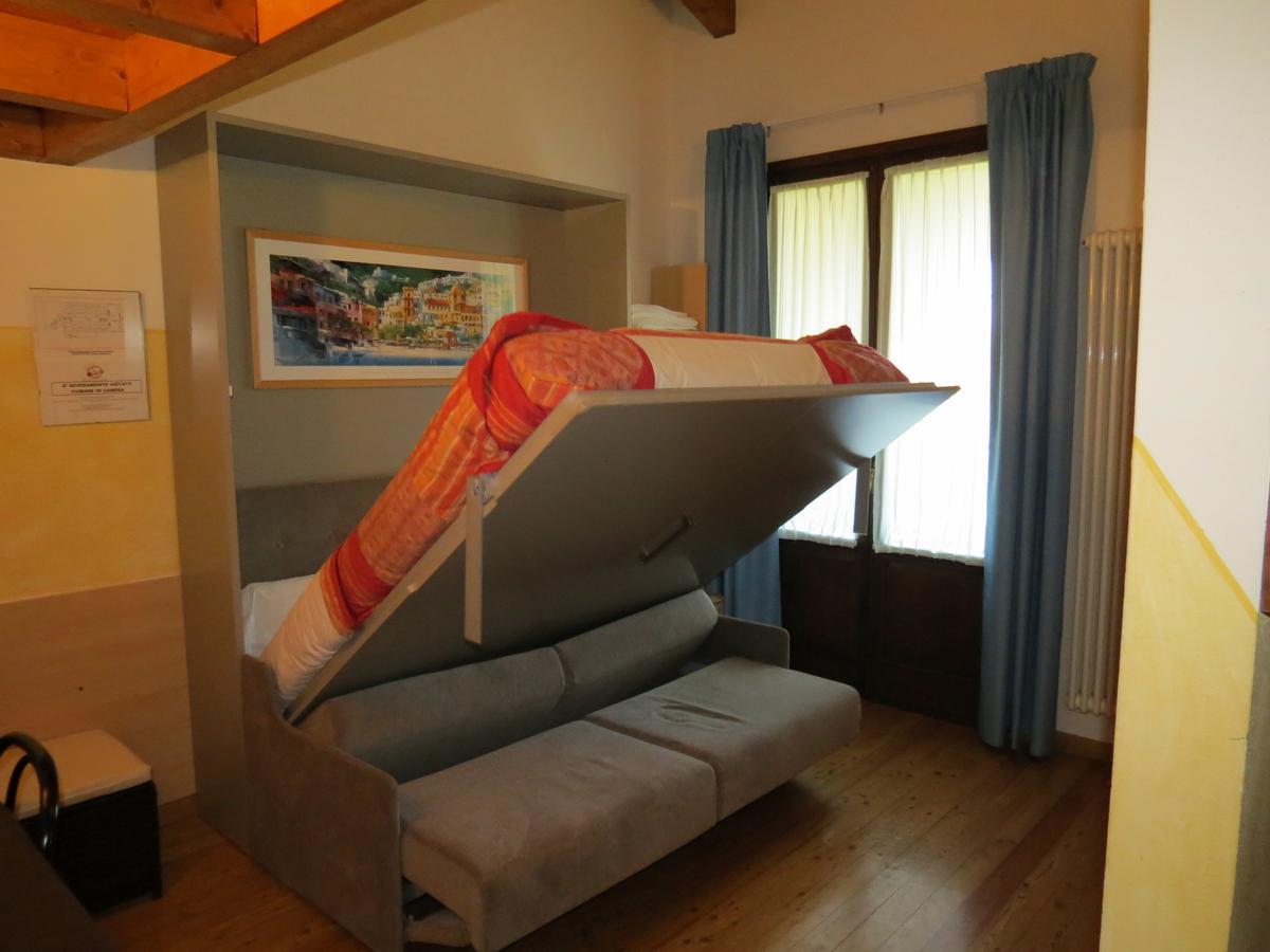 Monteduro La Baita D'Oro Ristorante Residence מראה חיצוני תמונה