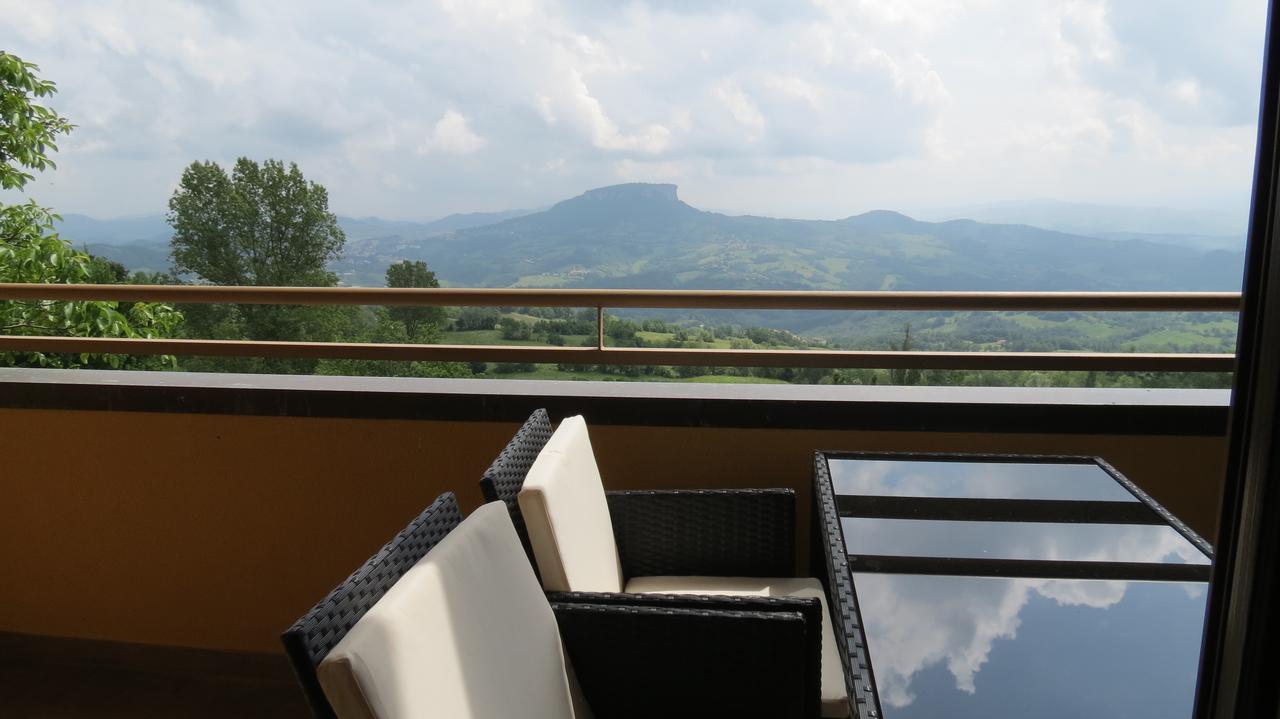 Monteduro La Baita D'Oro Ristorante Residence מראה חיצוני תמונה