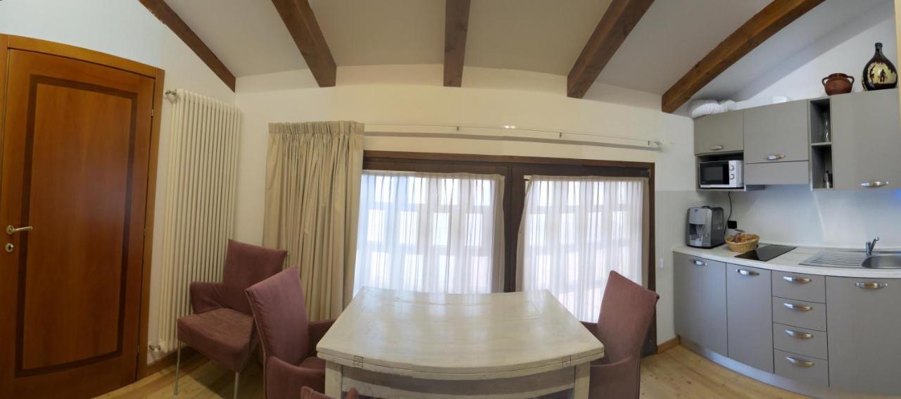 Monteduro La Baita D'Oro Ristorante Residence מראה חיצוני תמונה
