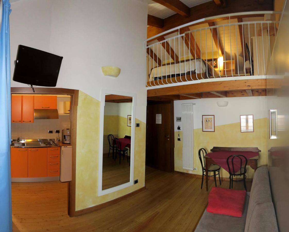 Monteduro La Baita D'Oro Ristorante Residence מראה חיצוני תמונה