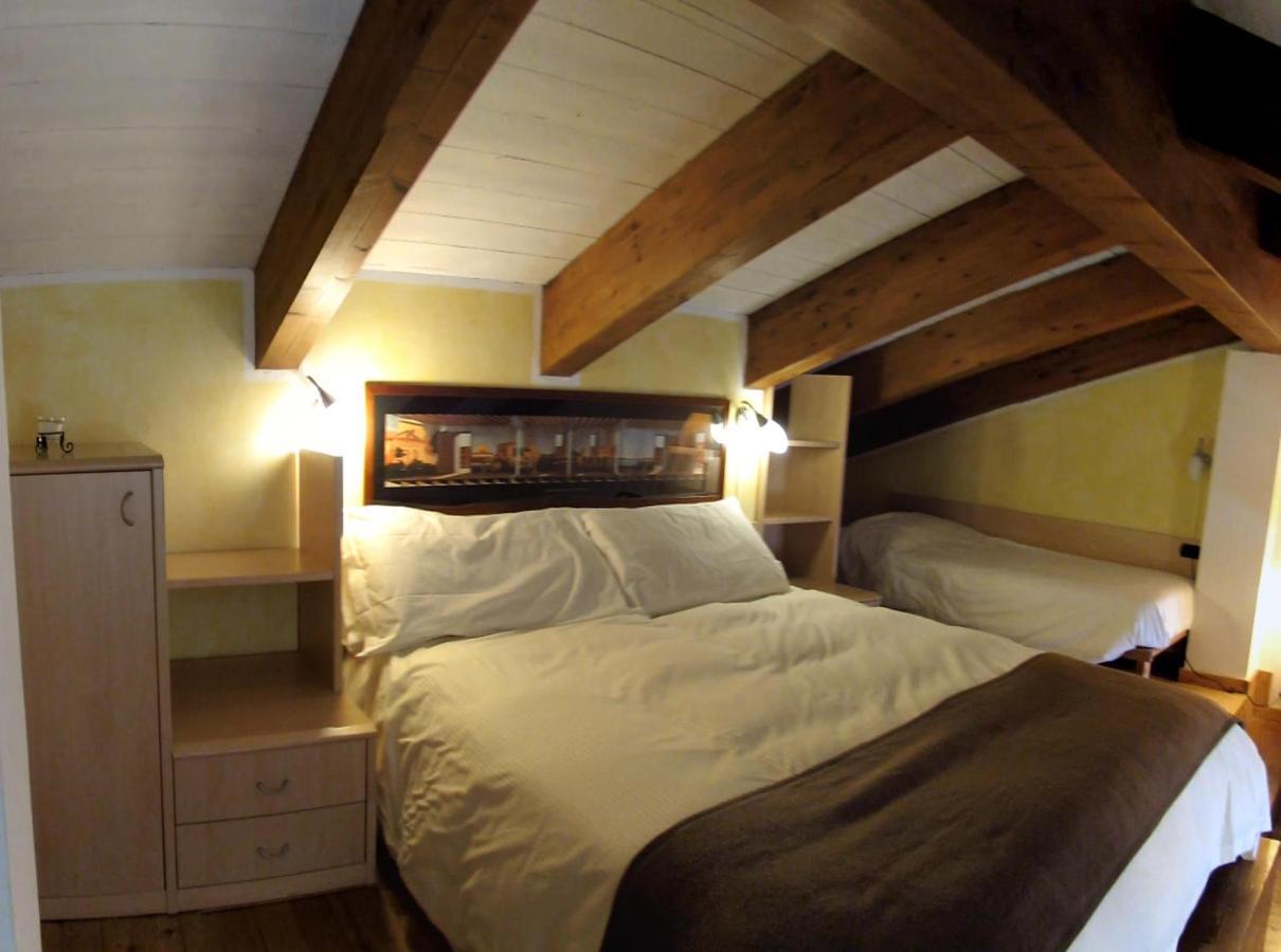 Monteduro La Baita D'Oro Ristorante Residence מראה חיצוני תמונה